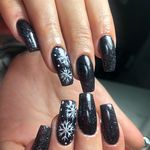 سالن زیبایی و مرکز تخصصی کاشت ناخن هلنا