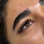 اکستنشن مژه و لیفت مژه و ابرو شیرین