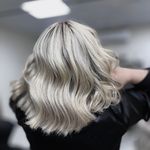 سالن زیبایی و خدمات ناخن پرنیان (انقلاب)