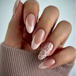 سالن زیبایی ام ایت M8