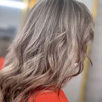 آرایشگاه زنانه عاطی بیوتی(آفر ناخن ورنگ)