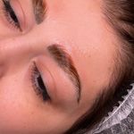 اکستنشن و لیفت مژه مَری استایلشر