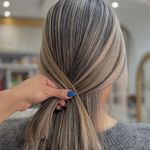 سالن تخصصی ناخن اریس