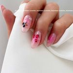 سالن تخصصی کاشت ناخن و مژه ثمینه حجازیان