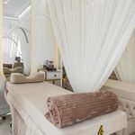 سالن زیبایی ام ایت M8