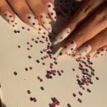 خدمات تخصصی کاشت ناخن سپیده سلسبیل