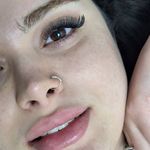 مرکز تخصصی مژه و ناخن فانلی