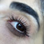 سالن زیبایی مه آذر