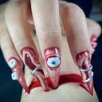 خدمات تخصصی  ناخن مریم