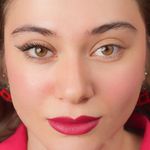 خدمات تخصصی اکستنشن مژه آسایش