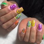 خدمات تخصصی کاشت و طراحى ناخن دان