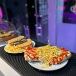 کافه عمو صالح