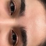 اکستنشن و لیفت مژه مَری استایلشر