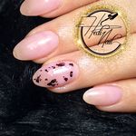 خدمات کاشت و ترمیم ناخن هدیه