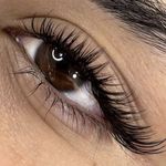 سالن زیبایی و‌ نیل بار نارسیس (انقلاب)