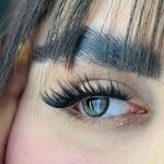 خدمات تخصصی کاشت مژه عسل فروتن