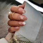 مرکزتخصصی کاشت ناخن و اکستنشن مژه رامونا