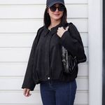 پوشاک زنانه یکتاکلودز
