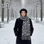 گالری شال و روسری عطرا