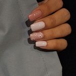 خدمات تخصصی کاشت ناخن نوژان