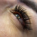 اکستنشن مژه ولیفت ابرو ارمغان ندایی