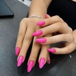 خدمات تخصصی ناخن شقایق