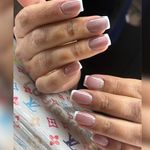 آموزش و خدمات تخصصی ناخن و مژه الی