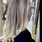 آرایشگاه زنانه عاطی بیوتی(آفر ناخن ورنگ)