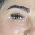 خدمات تخصصی مژه زی زی