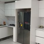 خدمات ساخت کابینت و کمد دیواری دکوراتور