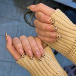 سالن تخصصی خدمات ناخن،فیشال،رنگ مش هلیا