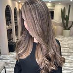 سالن زیبایی و آرایشگاه زنانه فرناز