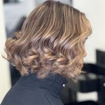 سالن زیبایی بناز