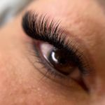 خدمات تخصصی اکستنشن مژه