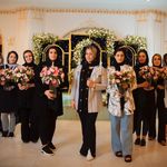 گل فروشی  و تشریفات لوناریا