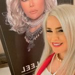 سالن زیبایی رزسفید