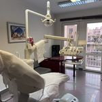 کلینیک تخصصی پروتز دندان هما