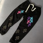 آدیداس احسان