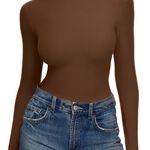 تولید پوشاک زنانه دخترانه بادی کراپ-آصفی