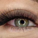 اکستنشن مژه کاملا طبیعی و نچرال