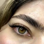 خدمات مژه افسانه