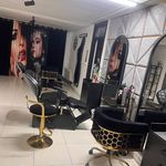 سالن زیبایی خورشید شب