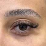 اکستنشن مژه لیفت مژه خدمات لایق چشمان تو