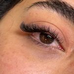 خدمات تخصصی اکستنشن مژه و لیفت تبسم