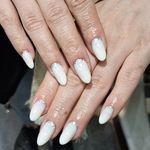 خدمات تخصصی کاشت ناخن نوژان