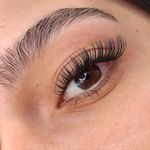 اکستنشن مژه پریسا سلیمانی
