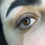 خدمات تخصصی اکستنشن مژه و لیفت لمینت