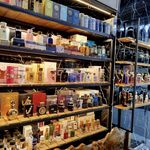 عطر وادکلن سیوت اصفهان خیابان حافظ