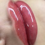 خدمات تخصصی آرایش دائم صورت