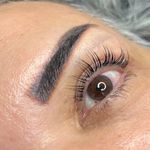 خدمات اکستنشن مژه ولیفت سارا